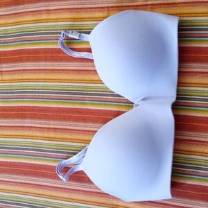 Victorias Secret Pink 34DD Wear Everywhere Push up bra